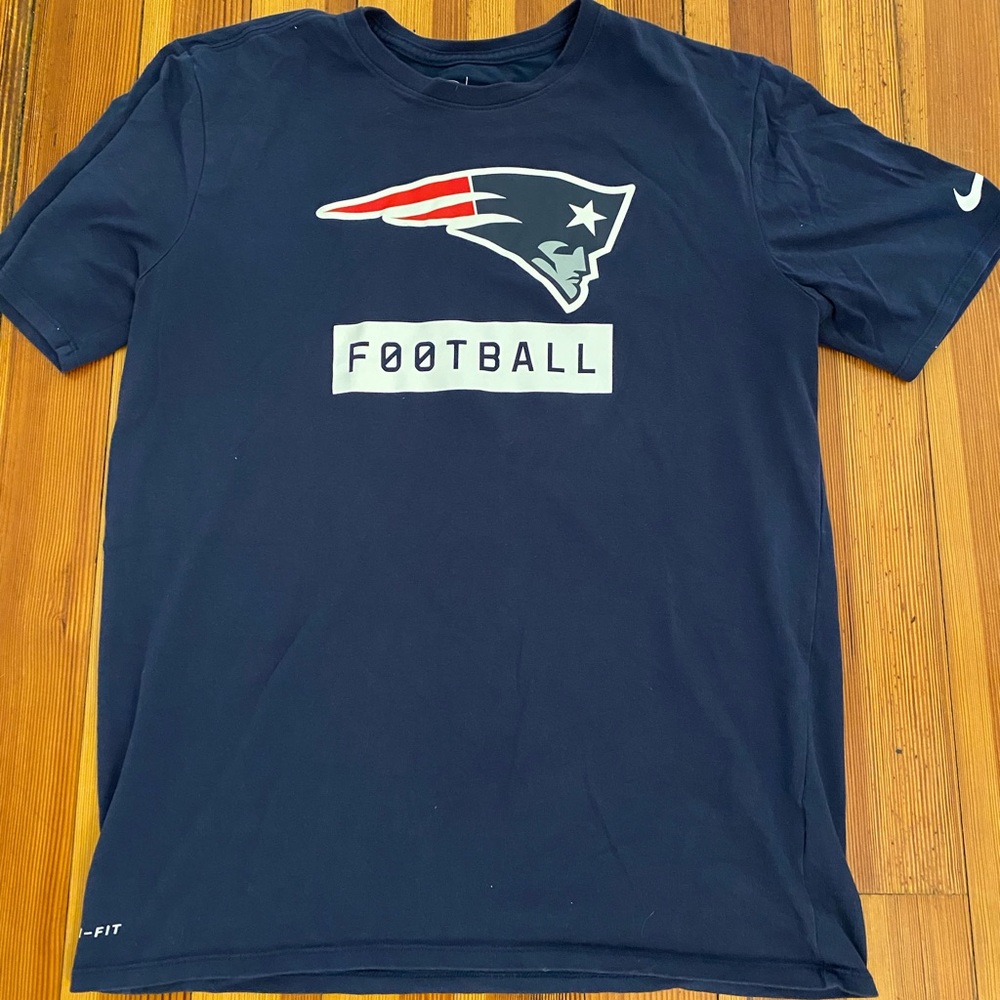 Nike New England Patriots Dri Fit Shirt large